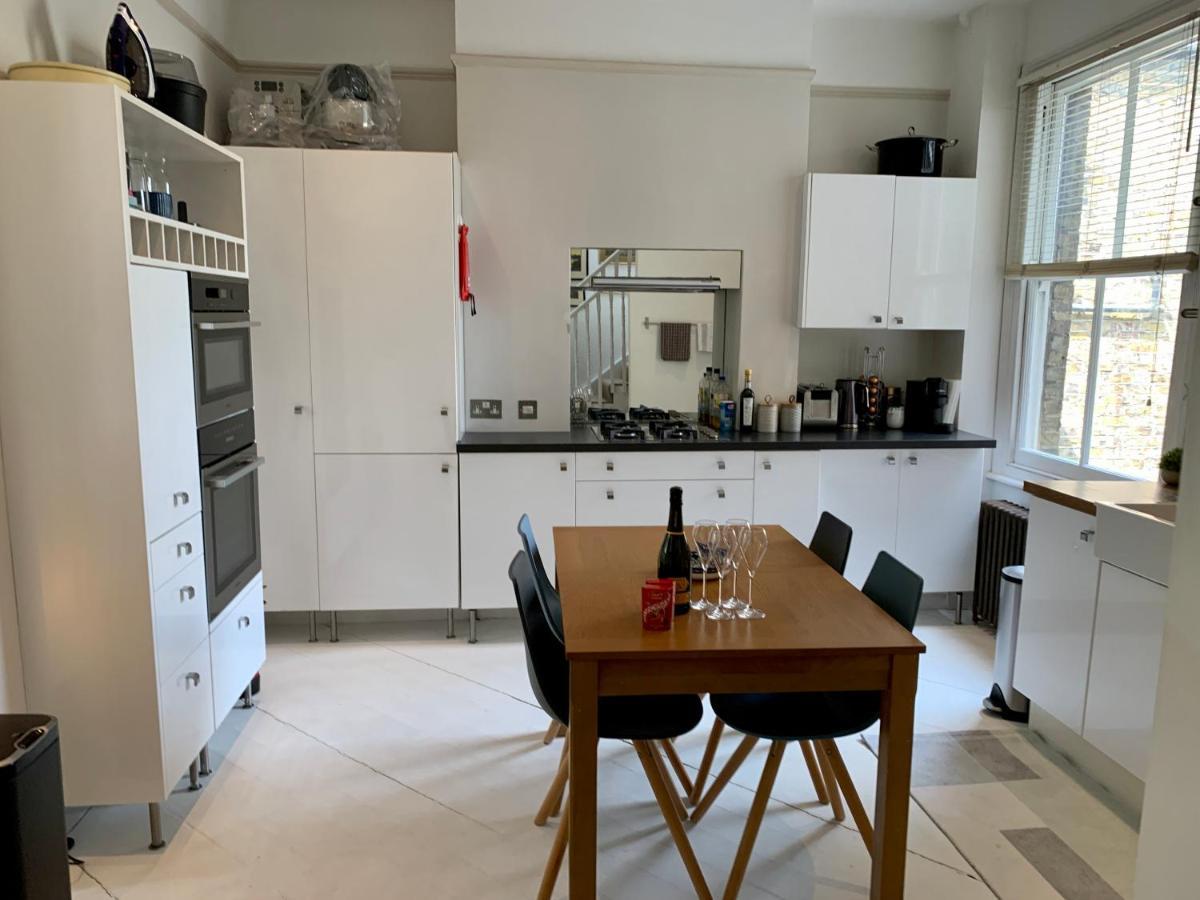 Lovely Newly Refurbished Apartment In Battersea لندن المظهر الخارجي الصورة