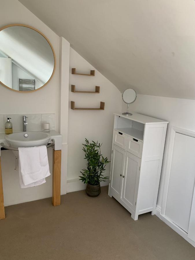Lovely Newly Refurbished Apartment In Battersea لندن المظهر الخارجي الصورة